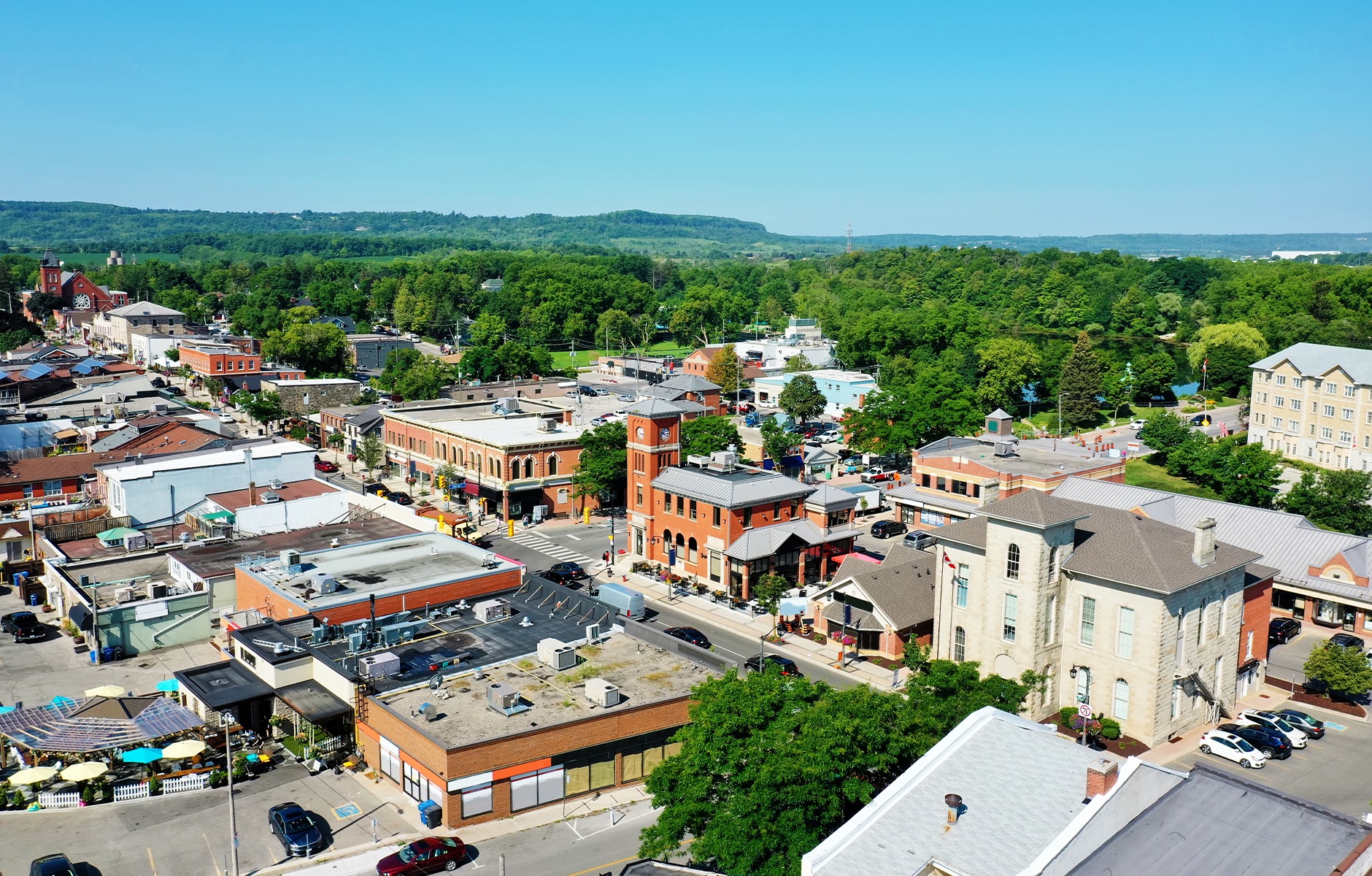 Ariel shot of street in Milton